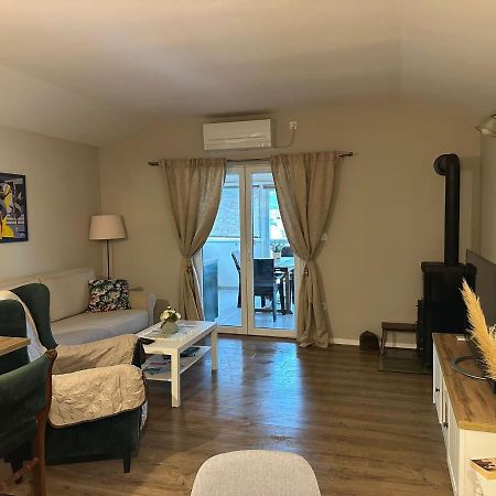 Apartman Lusy Tribunj  Exterior photo