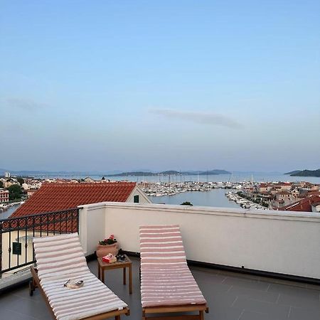 Apartman Lusy Tribunj  Exterior photo